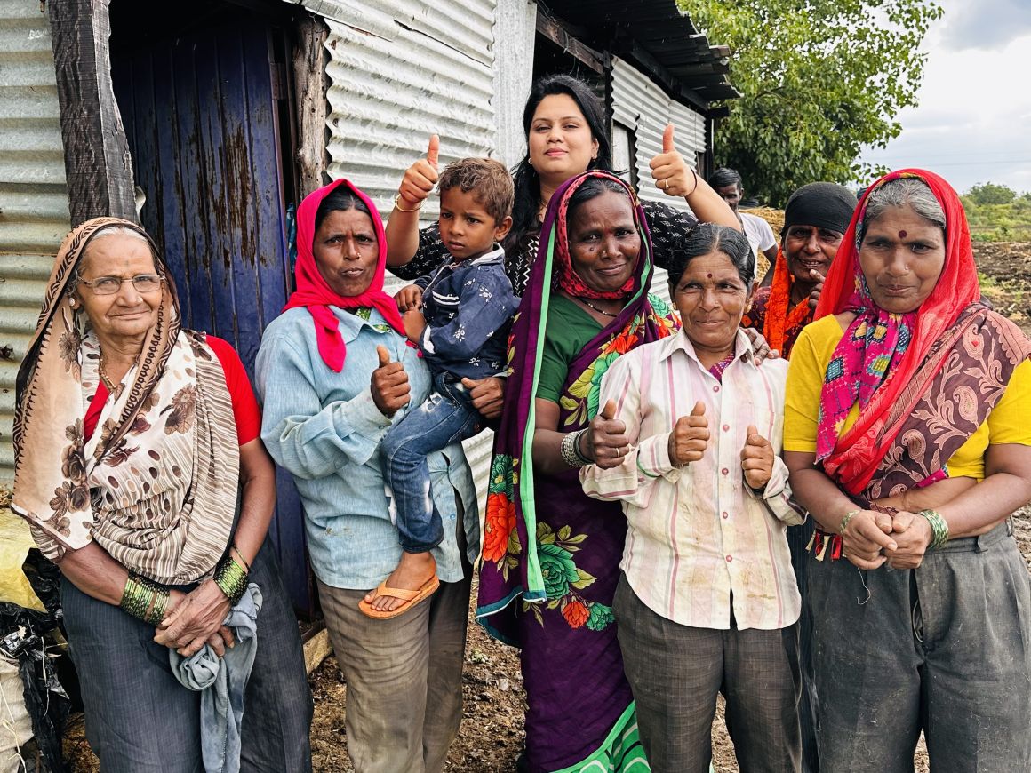 Raitagyana with farmers in Karnataka, India